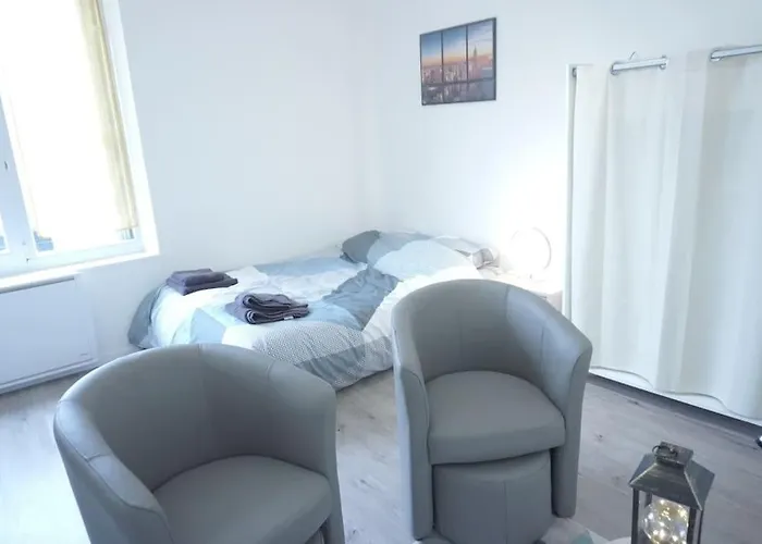 Cosy Proche Gare * סן-קוונטן